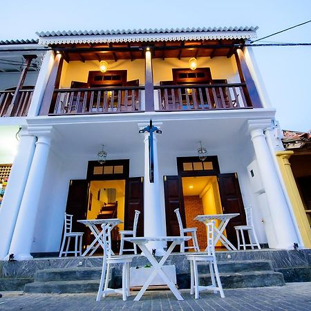 Bastille Hotel Galle Exterior photo